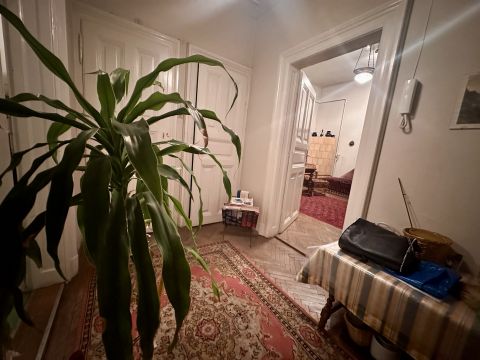 Eladó Lakás 1092 Budapest 9. kerület , Tágas nagypolgári lakás Ferenc körút