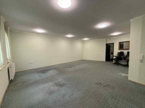 Kiadó Iroda 6000 Kecskemét A BELVÁROSBAN KIADÓ IRODASZOBA – 41 m²