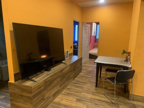 Eladó Ház 2490 Pusztaszabolcs , Vasútállomás közelében, központi helyen