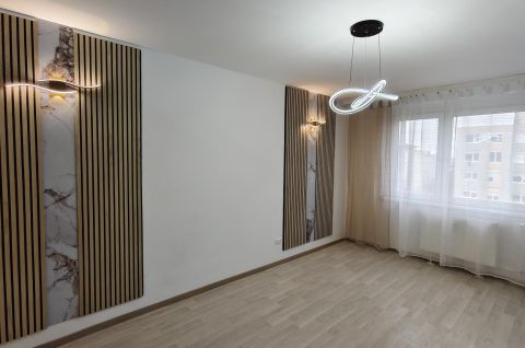 Eladó Lakás 8000 Székesfehérvár 