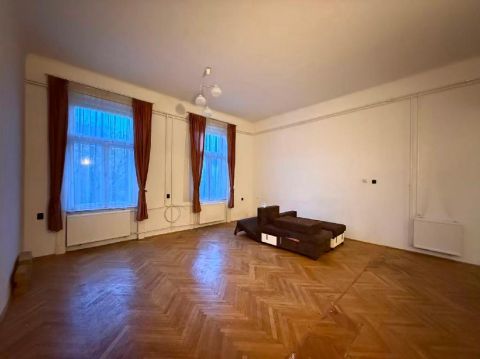 Eladó Lakás 1082 Budapest 8. kerület , 1082 Budapest 8, Horváth Mihály Tér