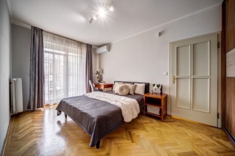 Eladó Lakás 1037 Budapest 3. kerület 