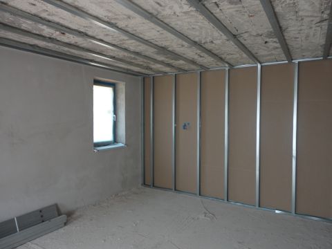 Eladó Lakás 2060 Bicske 