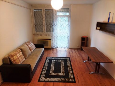 Eladó Lakás 7400 Kaposvár , *** Honvéd utca, 1,5 szobás, gázfűtéses, tégla lakás 