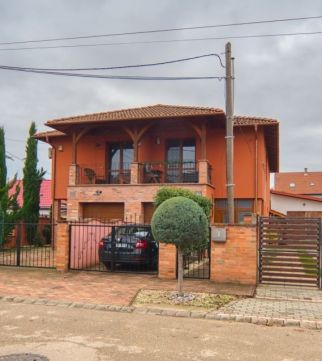 Eladó Ház 1204 Budapest 20. kerület , Csendes mellékutcában, kitűnő lokáció mellett