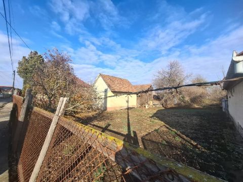 Eladó Telek 4100 Berettyóújfalu 4100 Berettyóújfalu, 3 iskola környéke