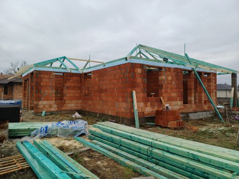 Eladó Ház 2300 Ráckeve , Központhoz közel, csendes helyen