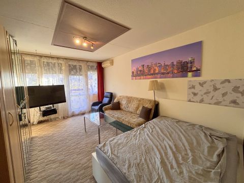 Eladó Lakás 1083 Budapest 8. kerület 