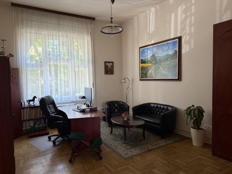 Eladó Lakás 8000 Székesfehérvár 