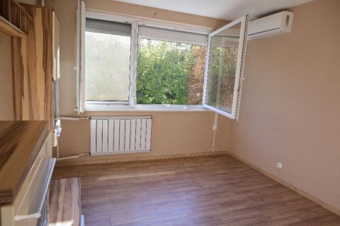 Eladó Lakás 1131 Budapest 13. kerület , 1131 Budapest 13, Duna Plaza