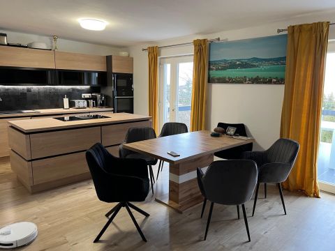 Eladó Ház 8256 Ábrahámhegy 