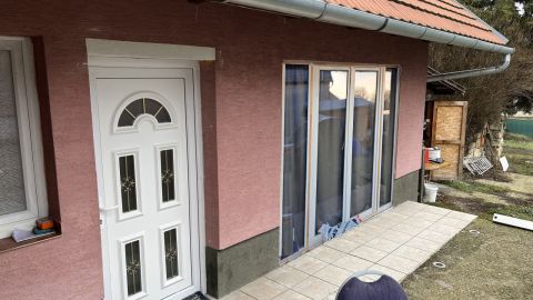 Eladó Lakás 2051 Biatorbágy , Viadukt közelében