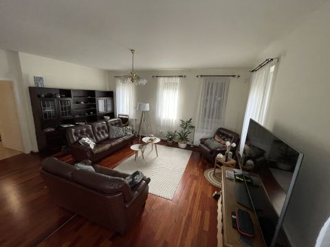 Kiadó Lakás 1125 Budapest 12. kerület 