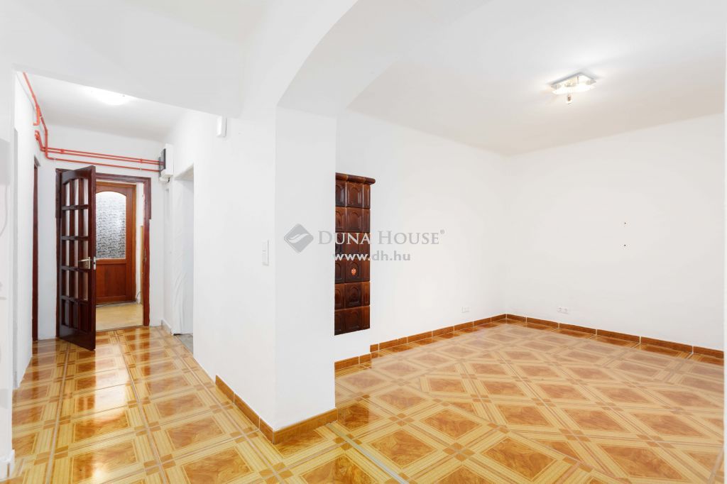 9222 Hegyeshalom , Jázmin utca közelében — 1/23