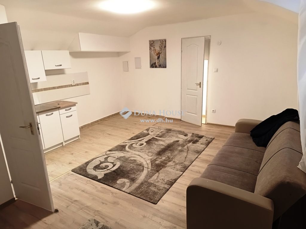 1086 Budapest 8. kerület — 1/8