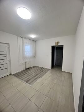 Eladó Lakás 8300 Tapolca 