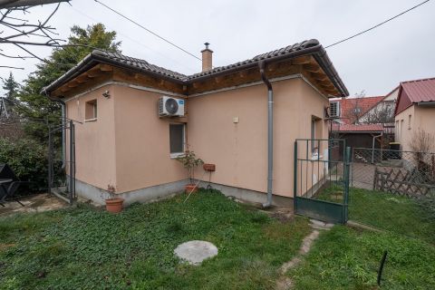 Eladó Ház 2837 Vértesszőlős 