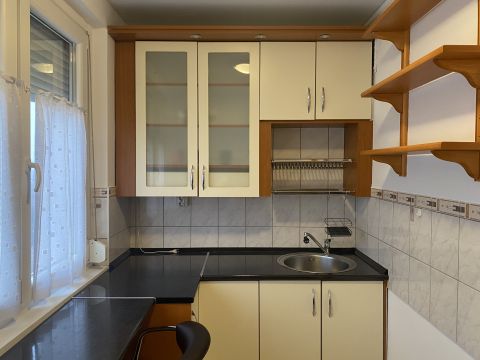 Eladó Lakás 1032 Budapest 3. kerület ,  Panorámás, azonnal költözhető 2 szobás lakás eladó Óbudán