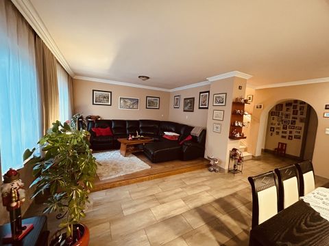 Eladó Ház 8086 Felcsút 