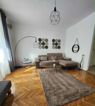 Eladó Lakás 7622 Pécs 