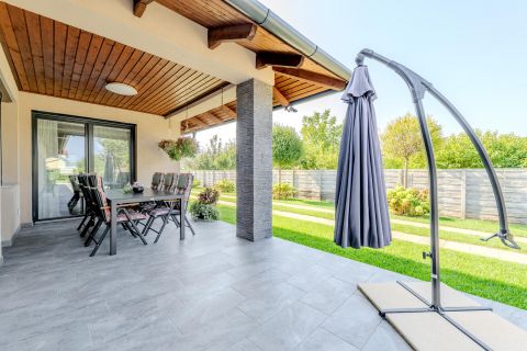 Eladó Ház 2225 Üllő Sportliget