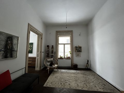 Eladó Lakás 1062 Budapest 6. kerület 