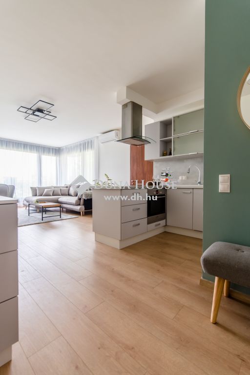 1138 Budapest 13. kerület — 1/27