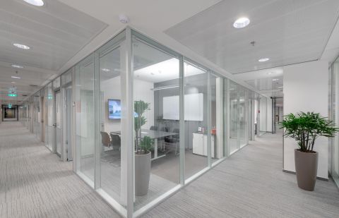 Kiadó Iroda 1027 Budapest 2. kerület 