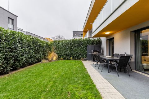 Eladó Lakás 1039 Budapest 3. kerület 