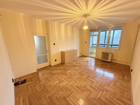 Eladó Lakás 1214 Budapest 21. kerület , CSEPEL-ERDŐSOR - 2. EMELETI, 4 SZOBÁS, JÓ ÁLLAPOTÚ LAKÁS 