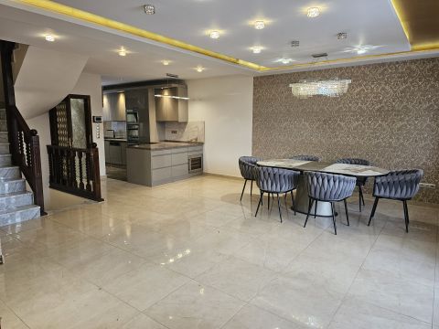 Eladó Ház 1025 Budapest 2. kerület 