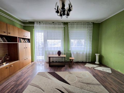 Eladó Ház 2230 Gyömrő , Központi elhelyezkedésű többlakásos családiház!