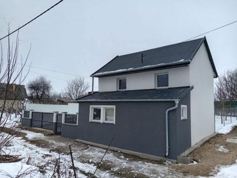 Eladó Ház 2200 Monor , Központhoz közel