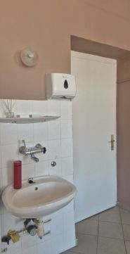 Eladó Üzlethelyiség 7400 Kaposvár történelmi belvárosban