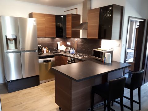 Eladó Ház 6000 Kecskemét ÚJSZERŰ NAPPALI+3 SZOBÁS HÁZ ELADÓ!