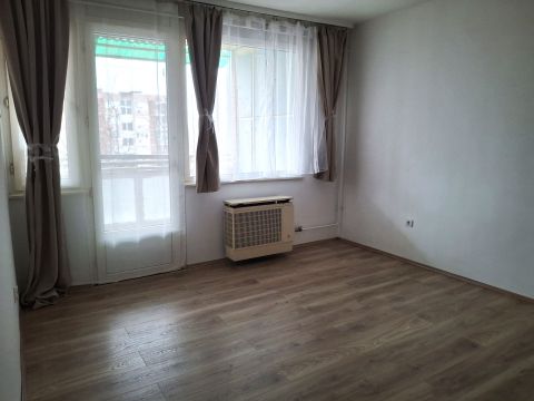 Kiadó Lakás 3200 Gyöngyös , Mátrai út közelében