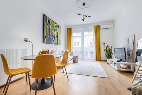 Eladó Lakás 1024 Budapest 2. kerület , Belbudán felújított, erkélyes, klímás lakás eladó