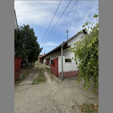 Eladó Ház 2024 Kisoroszi Széchenyi út 104