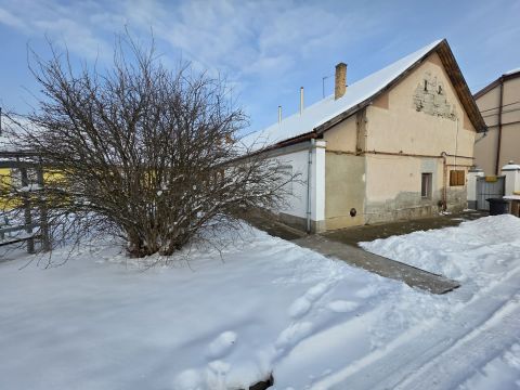 Eladó Lakás 5350 Tiszafüred , Tiszafüred coop parkoló