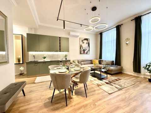 Eladó Lakás 1073 Budapest 7. kerület 