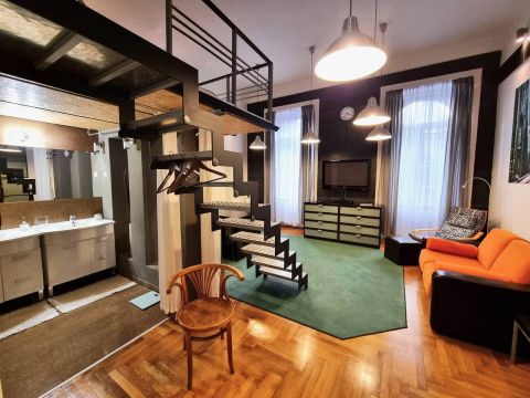 Eladó Lakás 1066 Budapest 6. kerület 