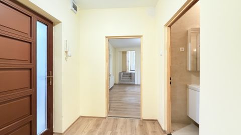 Kiadó Lakás 3300 Eger Érsek utca