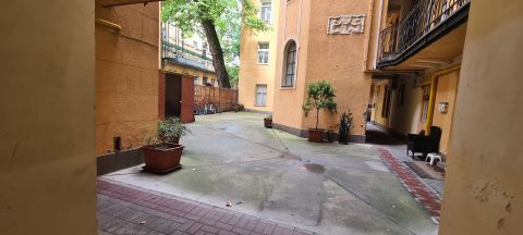 Eladó Lakás 1068 Budapest 6. kerület Andrássy út közelében