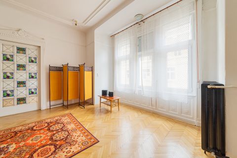 Eladó Lakás 1051 Budapest 5. kerület 