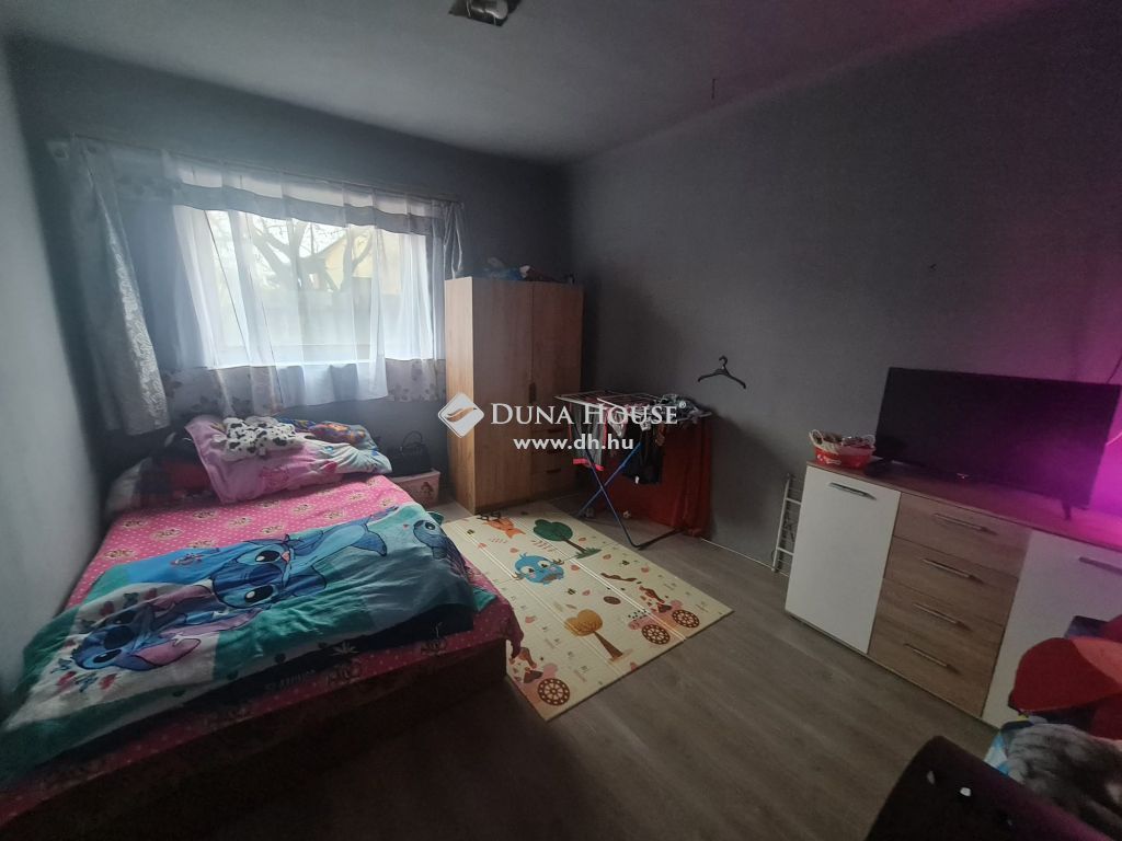 For sale House 2225 Üllő, 