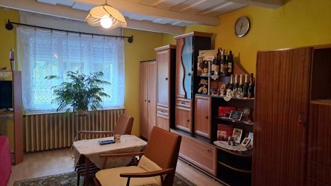 Eladó Ház 5100 Jászberény , Templom közelében