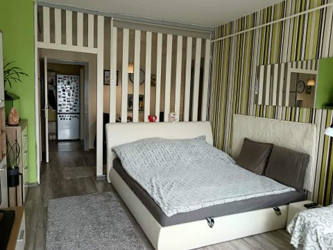 Eladó Lakás 8600 Siófok Siófok belvároshoz közeli részén, 57 m2-es, erkélyes lakás!