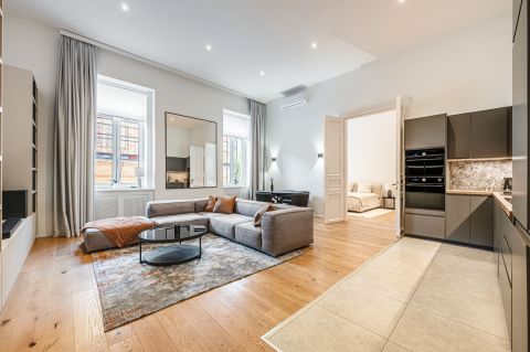 Eladó Lakás 1077 Budapest 7. kerület 