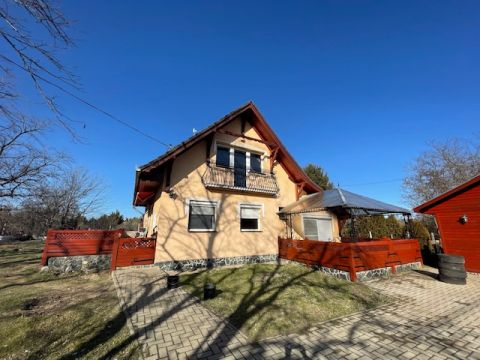 Kiadó Ház 6000 Kecskemét , Kecskemét, Korhánközi út