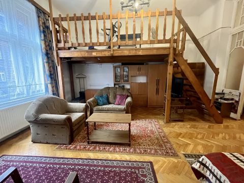 Eladó Lakás 1081 Budapest 8. kerület 